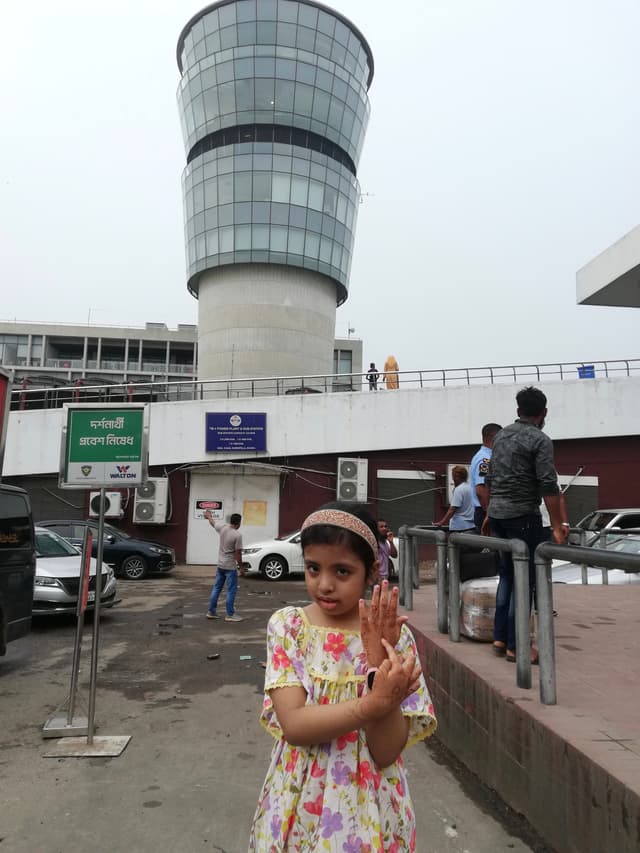 Airport Tower 🛫✈️