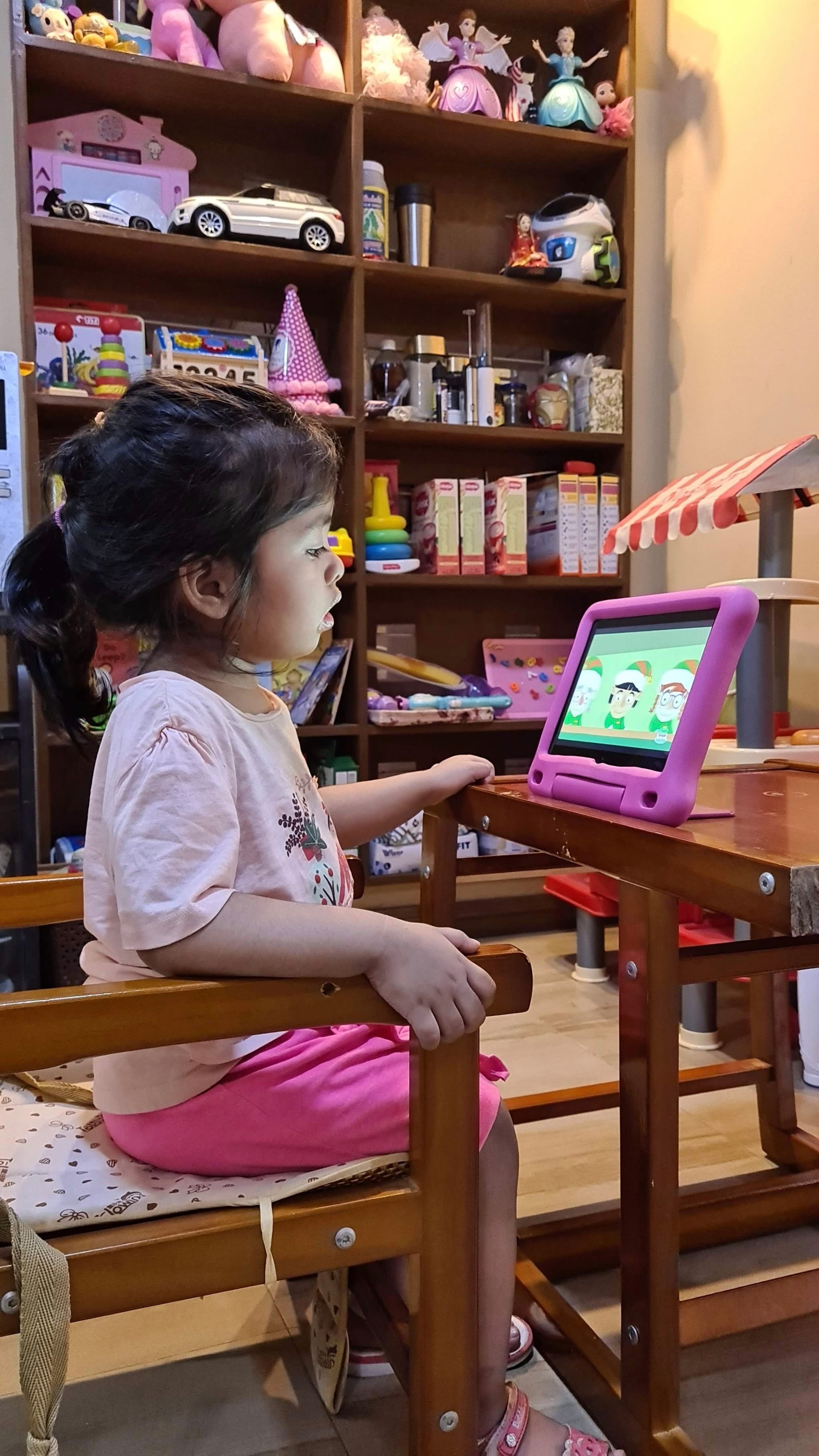 Tablet time!